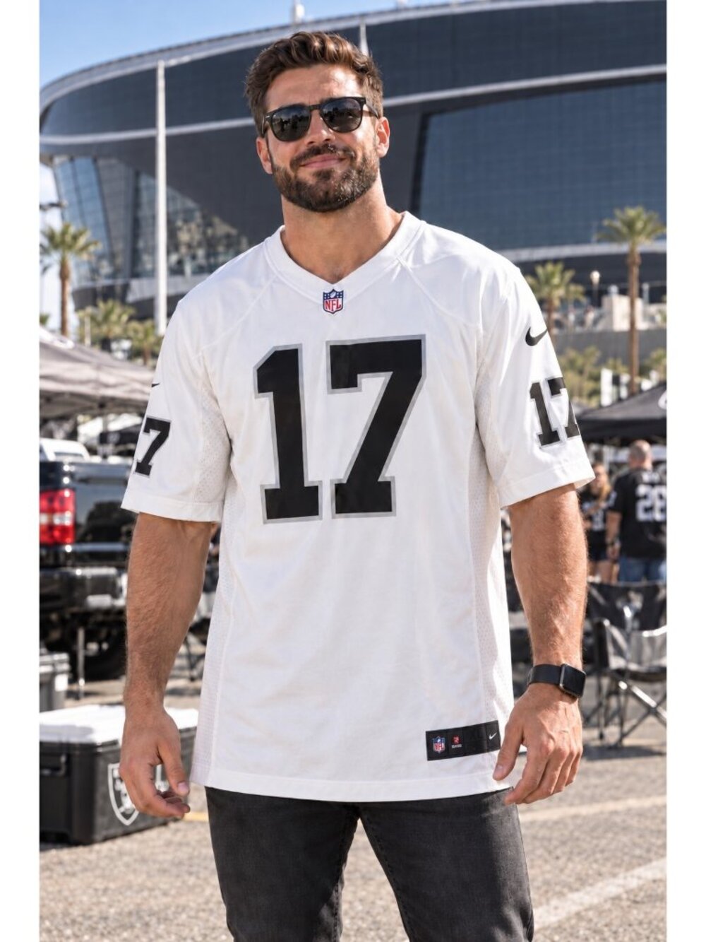 Nike Las Vegas Raiders Davante Adams 17 Jersey Men’s XL White NFL EUC
